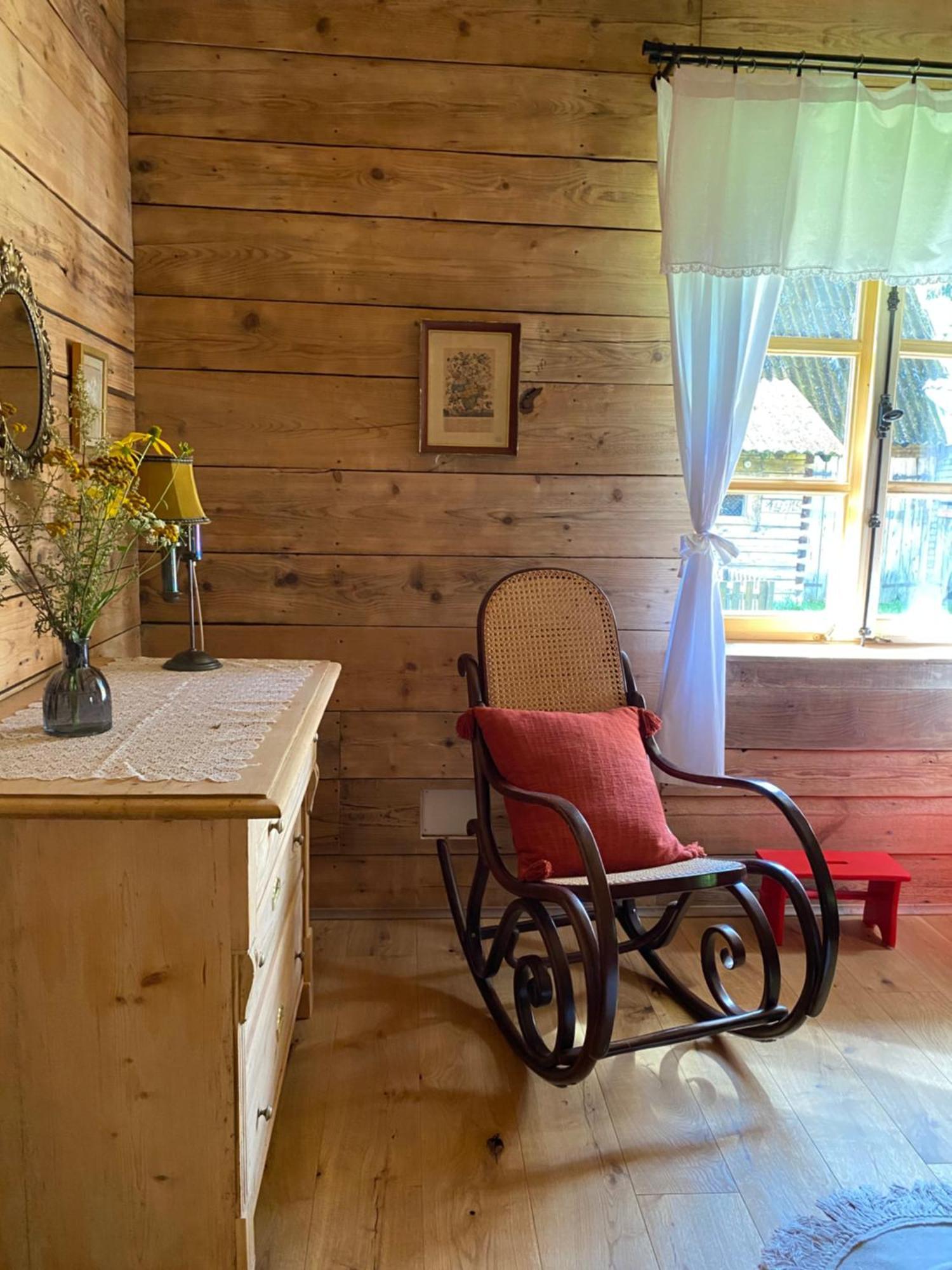 Nad Mikowym Potokiem - Wydzielona Czesc Drewnianego Domu Z Osobnym Wejsciem I Ogrodem Apartment *
